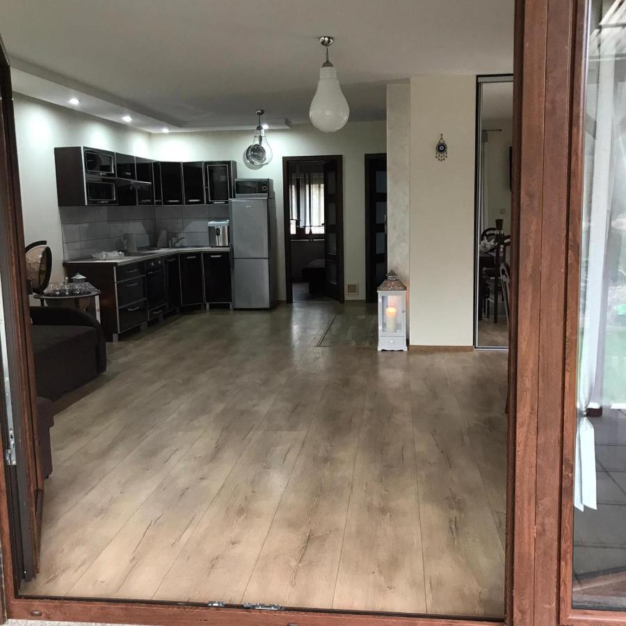 Urokliwy Domek Nad Brzegiem Jeziora Lubiatow  Luaran gambar